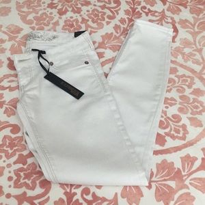 Express Zelda White Jean Legging
